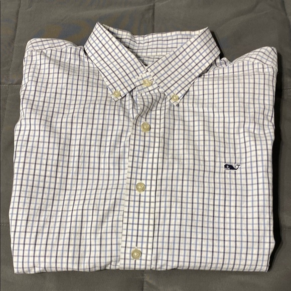 Vineyard Vines long sleeved button down. Size Large - Picture 1 of 5
